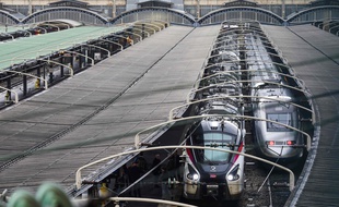 La gare de l'Est à Paris (Illustration).