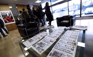Dans les locaux de «Nice Matin» le jeudi 20 décembre 2012, les journalistes attendent Bernard Tapie, qui vient de mettre la main sur les derniers titres du Groupe Hersant Média, dont fait partie le journal.
