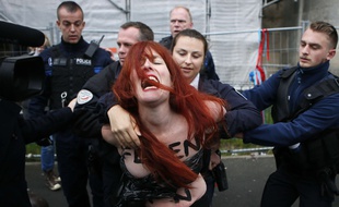 Une militante Femen interpellée à Hénin-Beaumont.