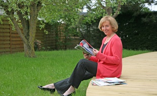 Muriel Pénicaud, dans sa maison du Crotoy (Somme), en 2012