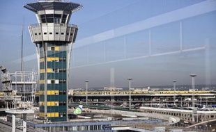 L'aéroport d'Orly près de Paris