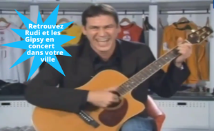 Rudi Garcia en 2009 avec Lille, à la guitare