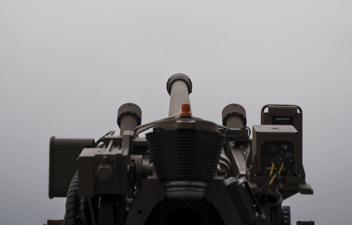 Rafale, Griffon, canons Caesar... Où se trouvent les fabricants d'armes en France ?