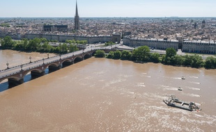 Site d'expérimentation d'hydroliennes fluviales Seeneoh à Bordeaux