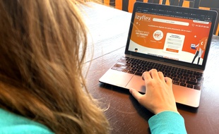 Izyflex permet aux pharmacies de proposer des services en ligne