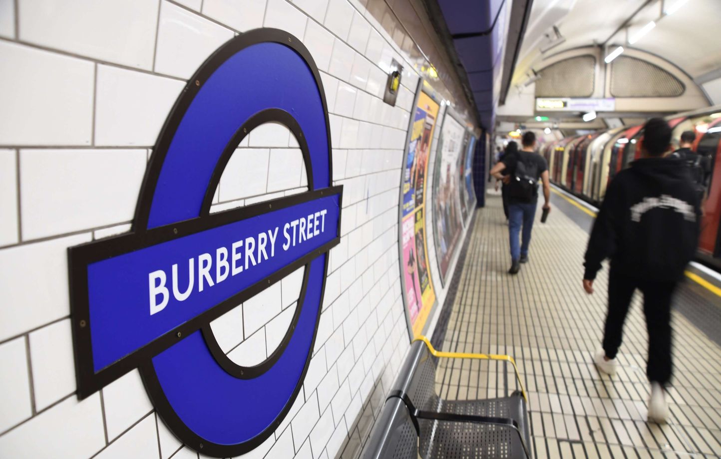 Londres Une station de m tro enti rement relook e par une marque