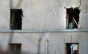Vue exrérieure en date du 18 novembre 2015 à Saint-Denis de l'immeuble dans lequel étaient retranchés les djihadistes.