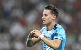 Florian Thauvin fait un coeur avec ses doigts à Nice en septembre 2016