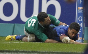 Wesley Fofana auteu du seul essai français contre l'Irlande, le 4 mars 2012 au Stade de France.