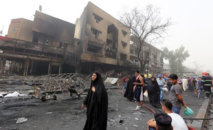Un attentat suicide revendiqué par Daesh est survenu à Bagdad (Irak) le dimanche 3 juillet 2016, dans une rue commerçante et bondée.