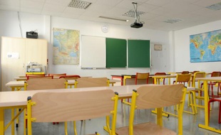 Face au non-remplacement des professeurs absents, devenu "la norme" dans les écoles de Seine-Saint-Denis, la grogne se fait de plus en plus audible