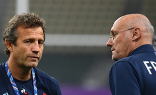 Fabien Galthié et Bernard Laporte ont fini par admettre l'imperméabilité de la bulle sanitaire à Marcoussis.