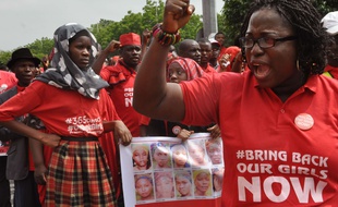 De nombreuses manifestations ont eu lieu pour réclamer le retour des lycéennes de Chibok, comme ici à Abuja, la capitale nigériane, le 8 juillet 2015.