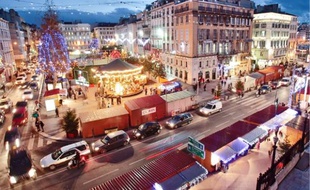 De gauche à droite et de haut en bas : les illuminations place de Gaulle, rue de la République, rue Saint-Ferréol, place Castellane.