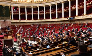 L'Assemblée nationale a définitivement adopté le projet de loi encadrant la sortie de l'état d'urgence et la mise en place d'un pass sanitaire ce mardi 25 mai 2021.