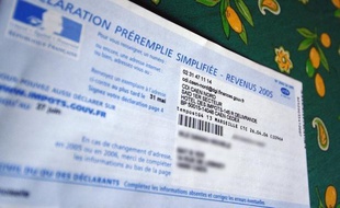 Près d'un Français sur deux (44%) estime que "la politique de rigueur budgétaire et fiscale" menée par Nicolas Sarkozy et le gouvernement "va trop loin", contre 26% qui jugent au contraire qu'elle ne va "pas assez loin", selon un sondage Ipsos Logica rendu public mardi.