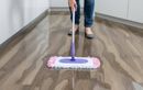 Nettoyer un sol stratifié sans l’abîmer : les gestes simples à adopter et les pièges à éviter absolument !
