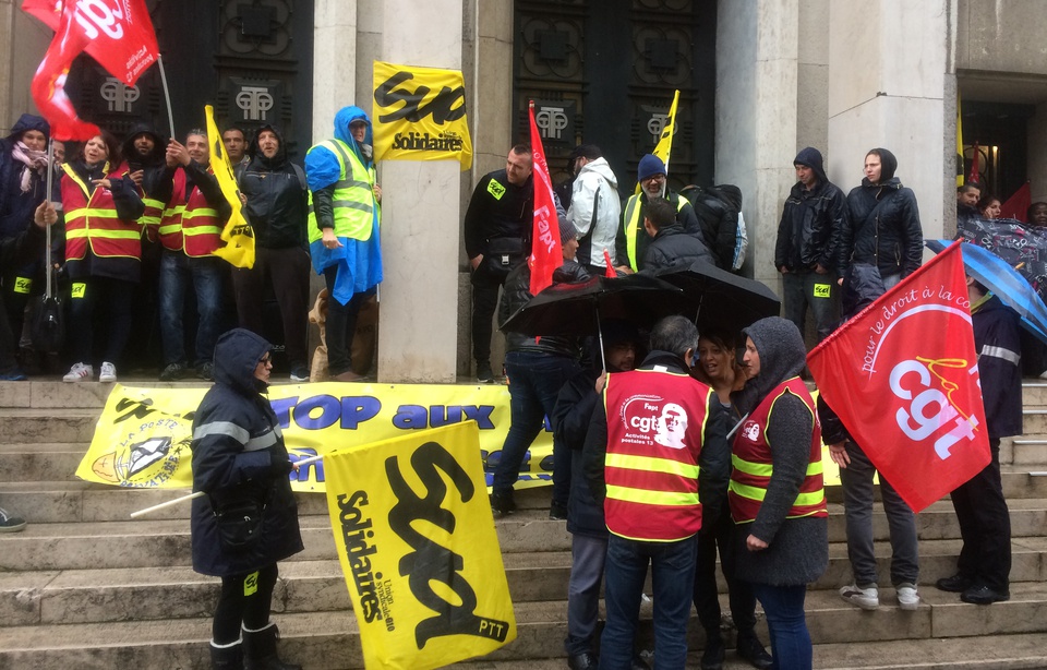 Greve La Poste 29 Septembre Bouches-du-Rhône: La grève à La Poste se répand comme une traînée de poudre