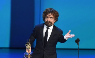 Peter Dinklage, sacré meilleur second rôle dans une série dramatique aux 70e Emmy Awards, le 17 septembre 2018 à Los Angeles.