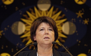 Lille, le 15 janvier 2015. Martine Aubry, maire de Lille, presente ses voeux a la presse regionale dans le salon d'honneur de l'hotel de ville. Dans son discours, Martine Aubry est essentiellement revenue sur les attentats qui ont coute la vie a 17 personnes à Paris, notament a la redaction de Charlie Hebdo.