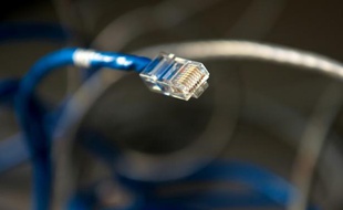 La Commission européenne et les Etats-Unis ont trouvé un "accord politique" sur la mise en place d'un nouveau cadre juridique pour les transferts transatlantiques de données personnelles
