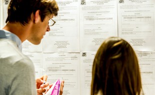 Le chômage des jeunes inquiète en cette crise sanitaire.