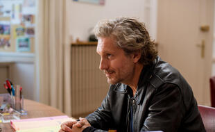 Charlie Dupont campe Benjamin, le héros de « La Faute à Rousseau », la nouvelle série scolaire de France 2.