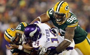 Les Packers de Green Bay et les Texans de Houston ont passé le premier tour des play-offs de la Ligue de football américain (NFL) en s'imposant à domicile respectivement face aux Vikings du Minnesota (24-10) et aux Bengals de Cincinnati (19-13).