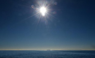 En haute mer, "c'est le Far West", raconte Julien Rochette, de l'Institut du développement durable et des relations internationales alors que l'ONU cherche à élaborer un accord sur la protection de la biodiversité dans ces zones internationales