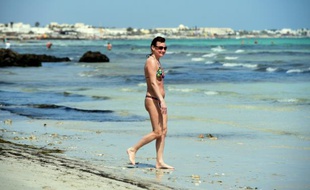 Une plage presque vide, à Djerba le 26 mai 2016