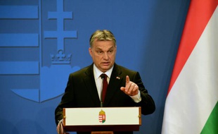 Le Premier ministre Viktor Orban lors d'une conférence de presse à Budapest le 8 février 2016