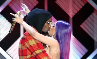 Cardi B et Offset sur scène le 30 novembre 2018 à Los Angeles.