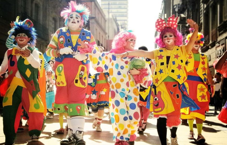 Sur scène mais toujours pas reconnues... La revanche (amère) des clowns femmes