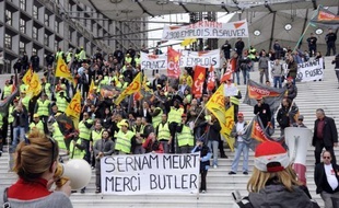Le tribunal de commerce de Nanterre a accepté vendredi la reprise du transporteur en redressement judiciaire Sernam par Geodis, filiale de la SNCF, selon une copie du jugement que s'est procurée l'AFP.