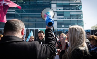 Generation.s, le mouvement de Benoit Hamon, avait manifesté devant les locaux de France Televisions en mars 2019.