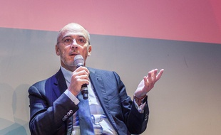 Stéphane Richard, PDG d'Orange, le 2 décembre 2016 au 3e Sommet de l'économie, au Palais de Tokyo, à Paris. TRISTAN REYNAUD/SIPA