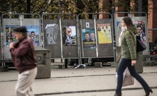 Panneaux électoraux le 1er décembre 2015 à Lille