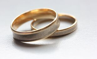 Le couple s'est marié le jour des 18 ans de Berthe sous un temps particulièrement pluvieux. (illustration)