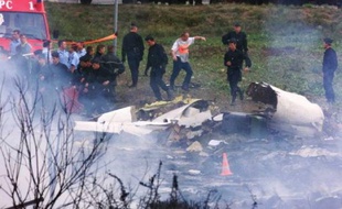 Le procès devra déterminer qui sont les principaux responsables de la catastrophe: la Continental Airlines dont une pièce en titane d'un avion a provoqué l'accident ou les anciens responsables d'Aérospatiale et de la DGAC qui n'ont pas assez pris en compte les nombreux incidents ayant émaillé l'histoire de l'avion.