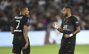 Kylian Mbappé et Neymar en pleine explication face à Montpellier