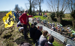 Le peloton du Tour des Flandres, le 3 avril 2016.