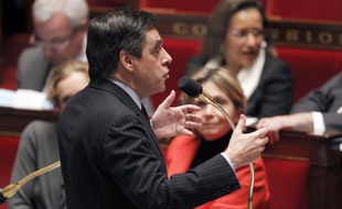 François Fillon a annoncé vendredi à Bordeaux que cinq nouveaux campus universitaires de "rang mondial" ont été retenus dans le cadre des projets des "initiatives d'excellence" (Idex) du grand emprunt.