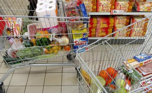71 % des achats courants sont effectués dans les grandes surfaces.