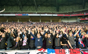 Les supporters lyonnais étaient frustrés à double titre samedi dernier. Ils ont en effet été privés pour la première fois d'alcool et de concert d'après match.