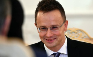 Le ministre des Affaires étrangères Peter Szijjarto, le 21 octobre 2015, à Moscou