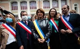 Julien Ravier, deuxième en partant de la gauche, à côté de Martine Vassal, au centre. (archives)