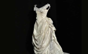 Une des robes vendues aux enchères par le théâtre du Capitole le 17 mars 2019.
