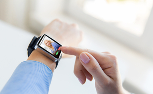 Pour vous aider à choisir, voici une sélection des meilleures montres connectées parmi les concurrents de l'Apple iWatch.