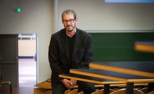 Aix en Provence le 13 décembre 2011 - Laurent MUCCHIELLI directeur de l'observatoire de la délinquance