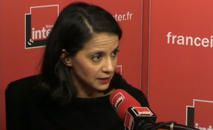 Sophia Aram au micro de France Inter, le lundi 16 novembre 2015.